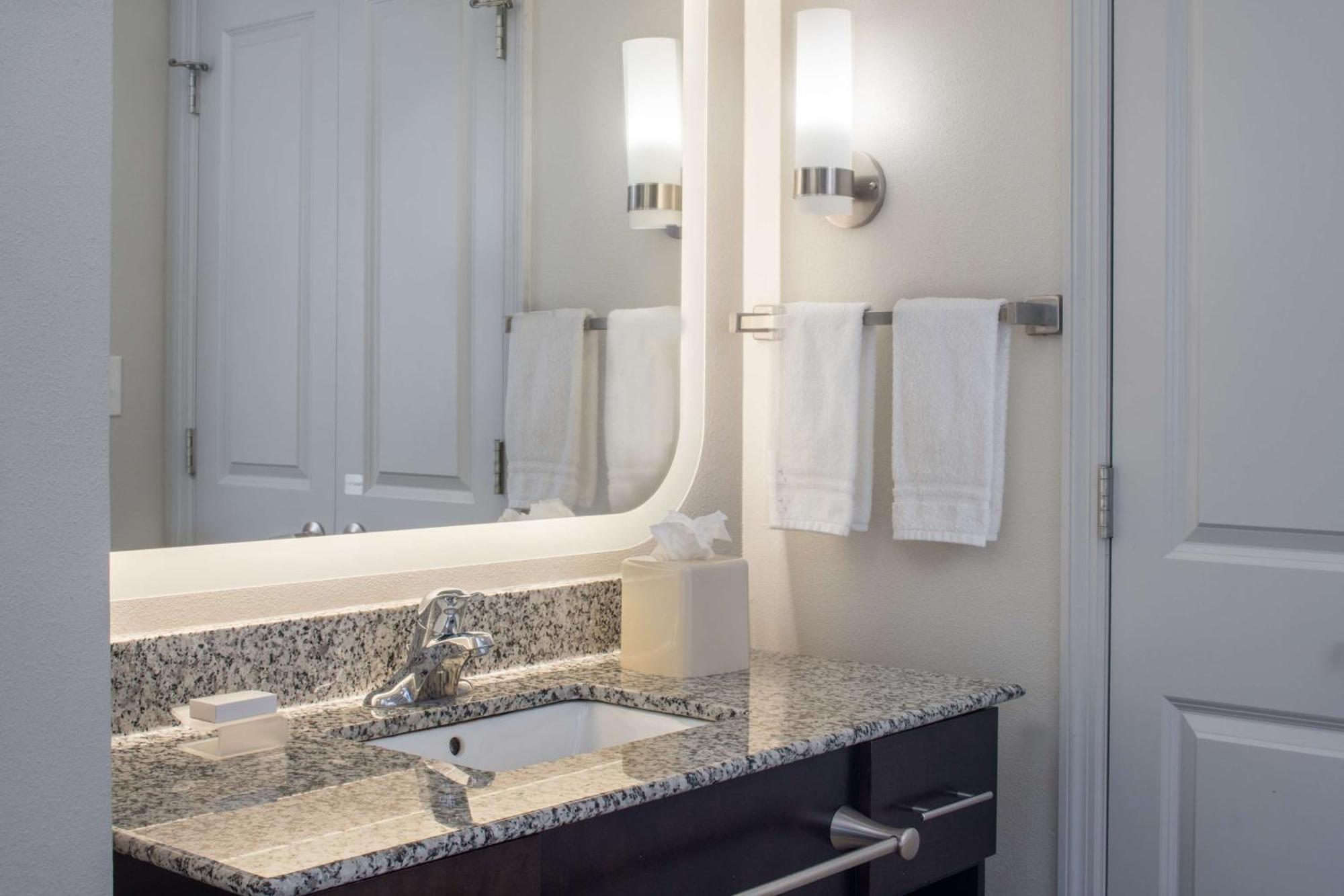 Homewood Suites By Hilton Huntsville-Downtown Exteriör bild